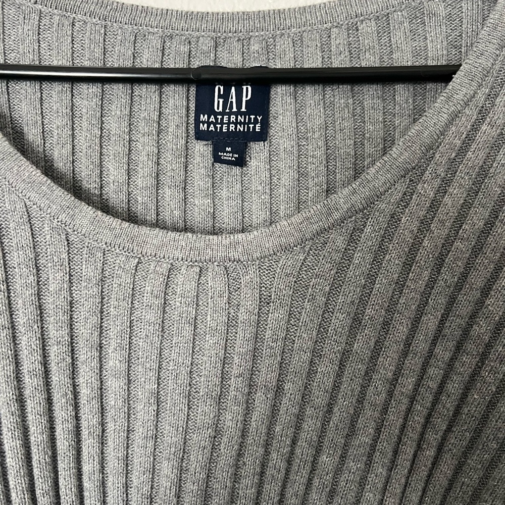 GAP Maternity Ribbed Sweater - Picture 3 of 4